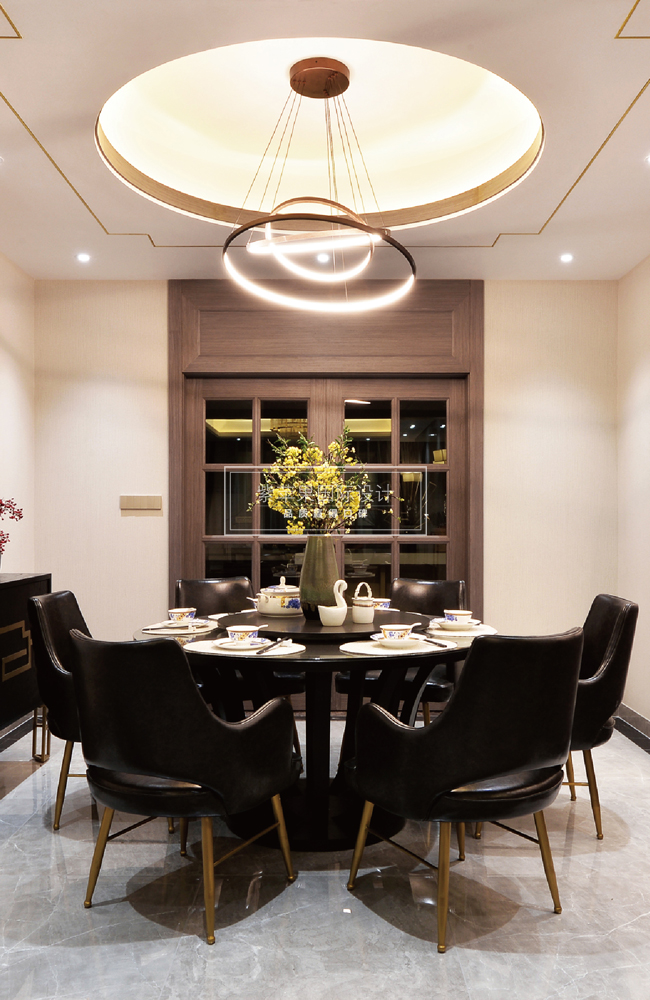 現(xiàn)代風(fēng)格 現(xiàn)代風(fēng)格